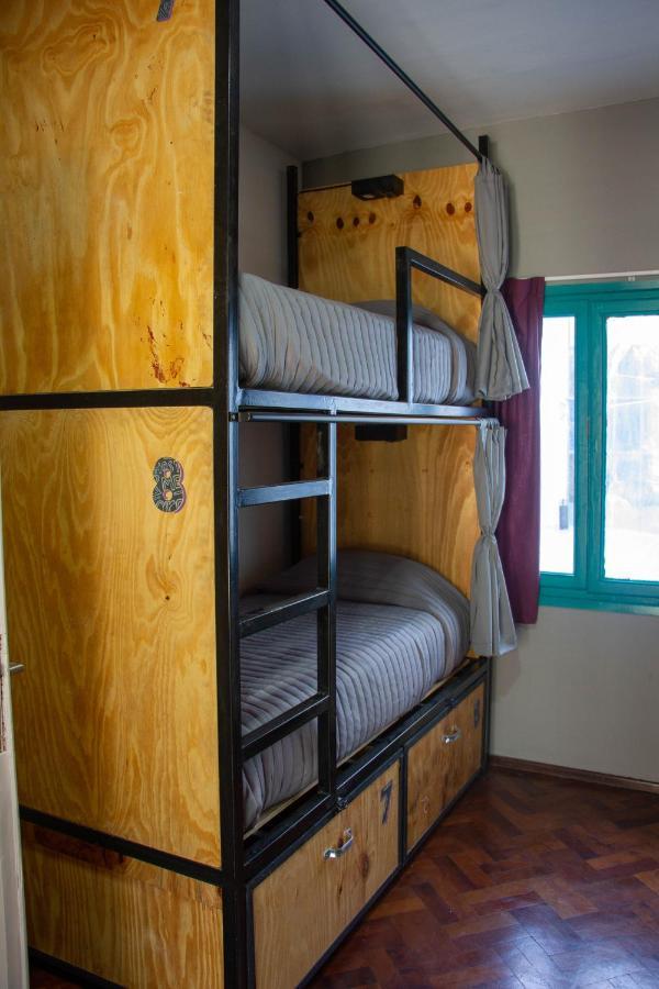 Sin Fin Hostel Mendoza Exteriör bild