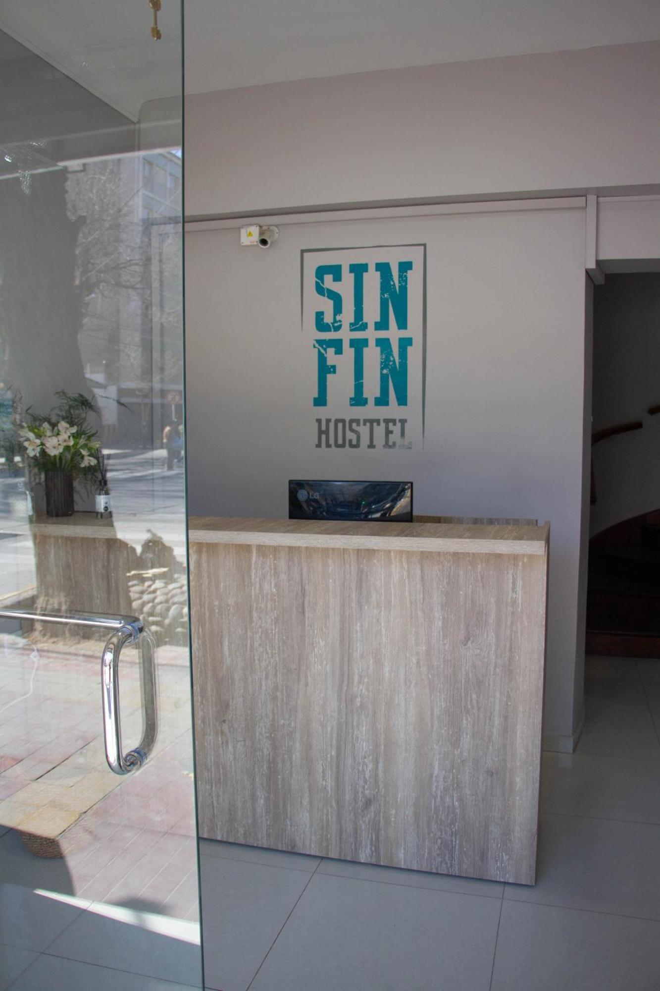 Sin Fin Hostel Mendoza Exteriör bild