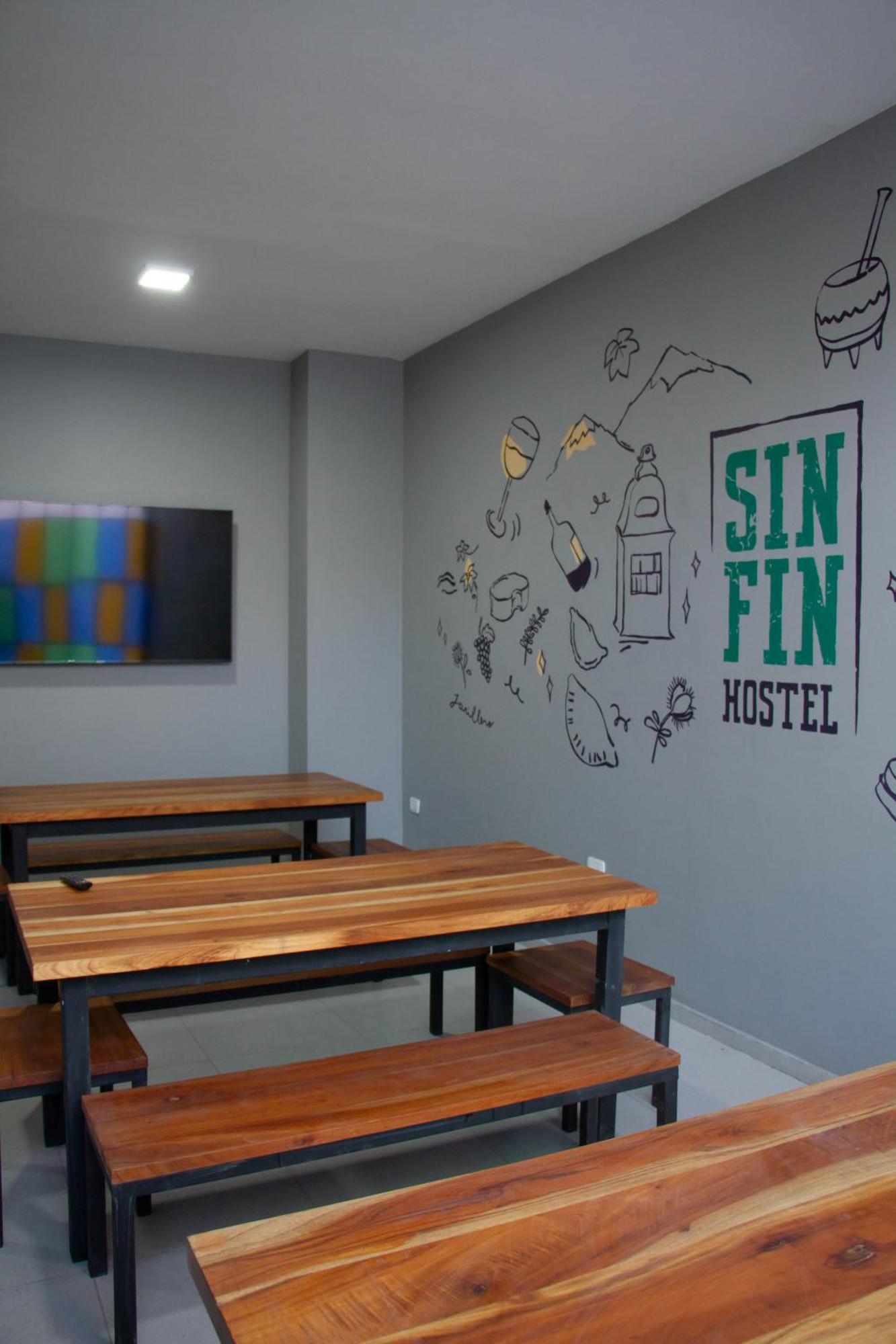 Sin Fin Hostel Mendoza Exteriör bild