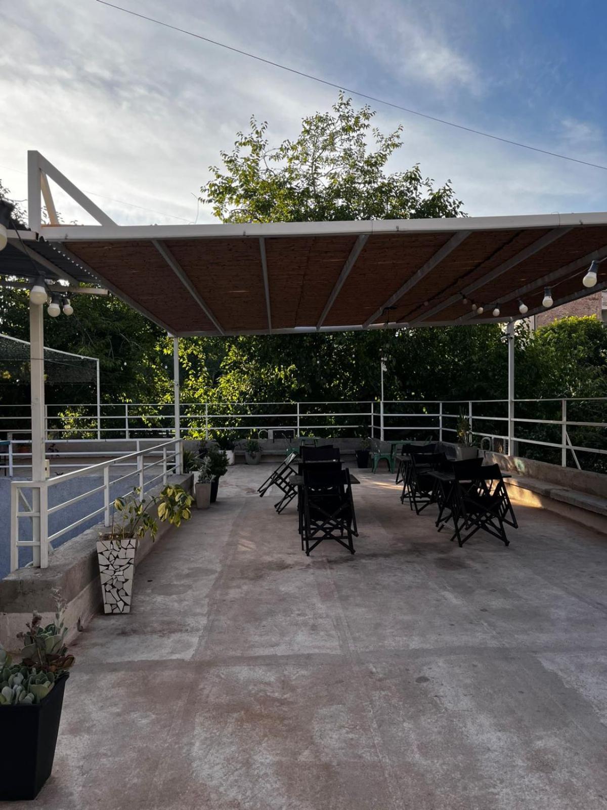Sin Fin Hostel Mendoza Exteriör bild