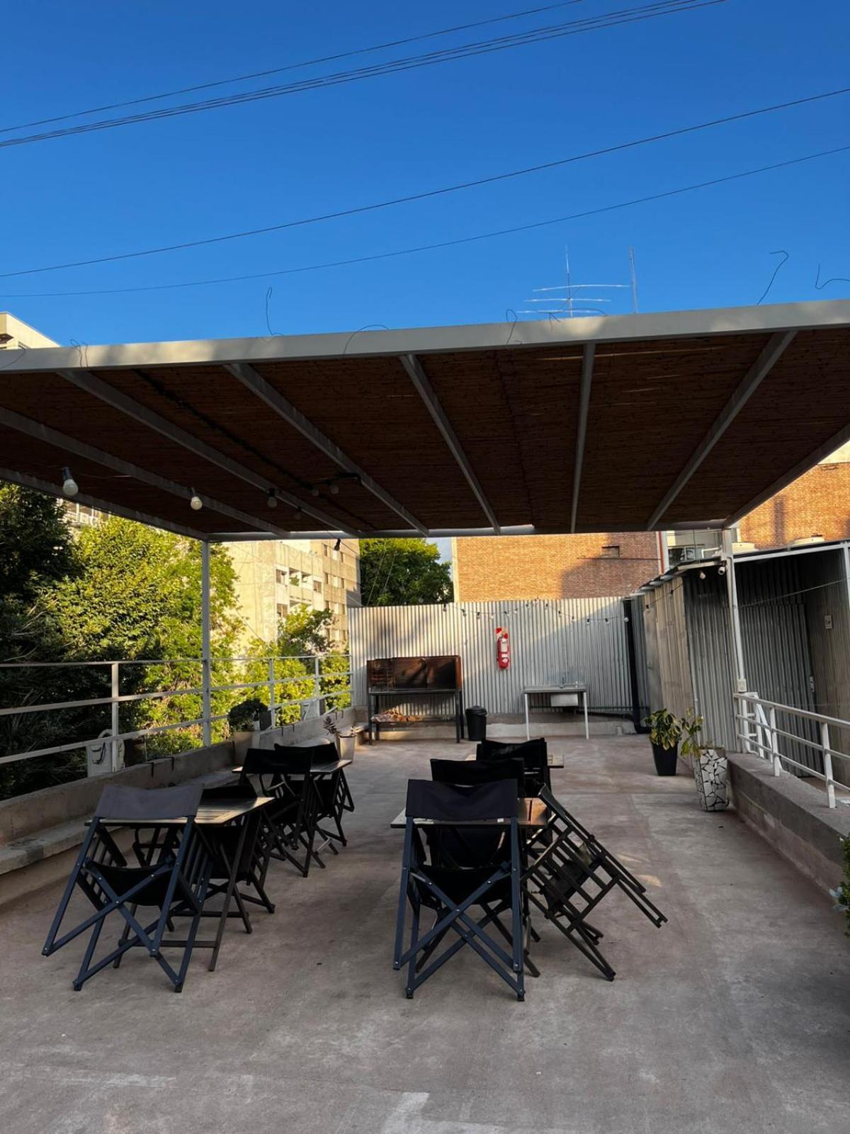 Sin Fin Hostel Mendoza Exteriör bild
