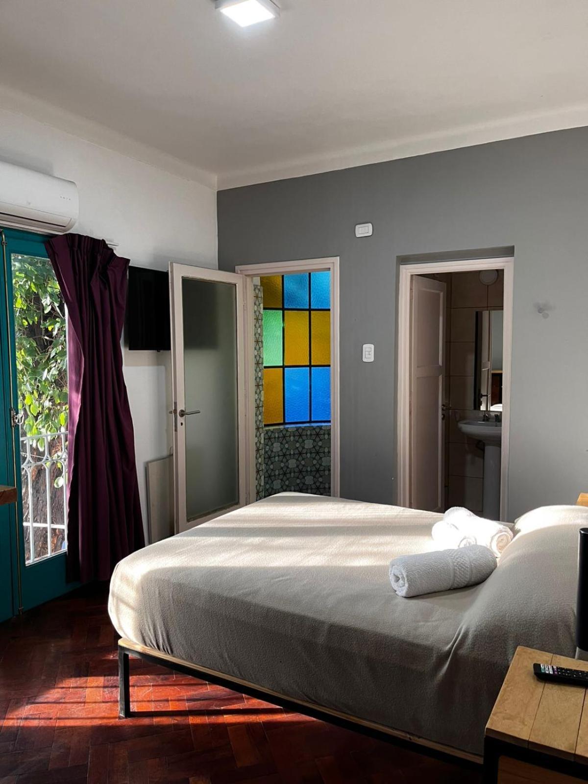 Sin Fin Hostel Mendoza Exteriör bild